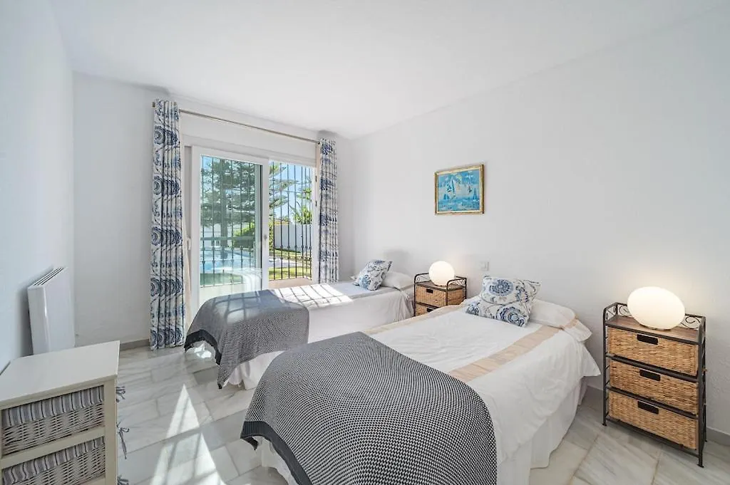 Villa Con Piscina Privada Y Jardin 马尔韦利亚 0*,